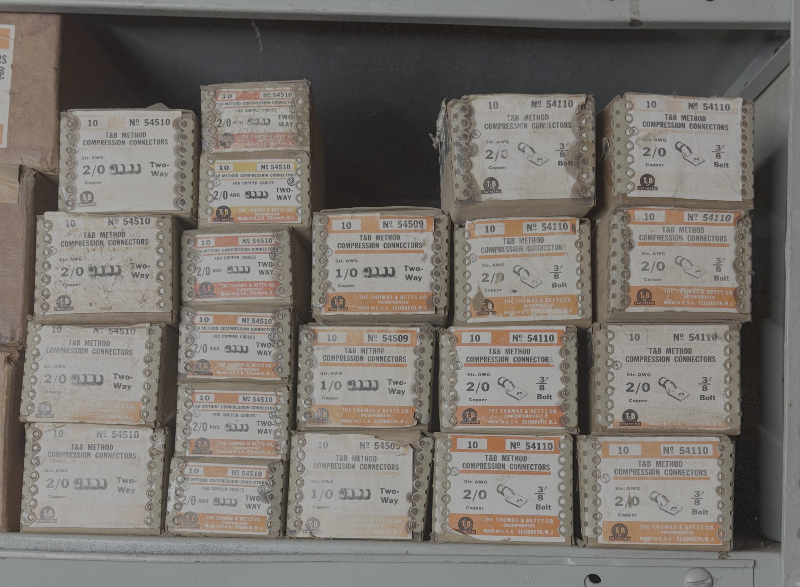 T&B Method No. 54510 – 2/0 AWG Two-Way Compression Connectors (Aluminum, Box of 10)